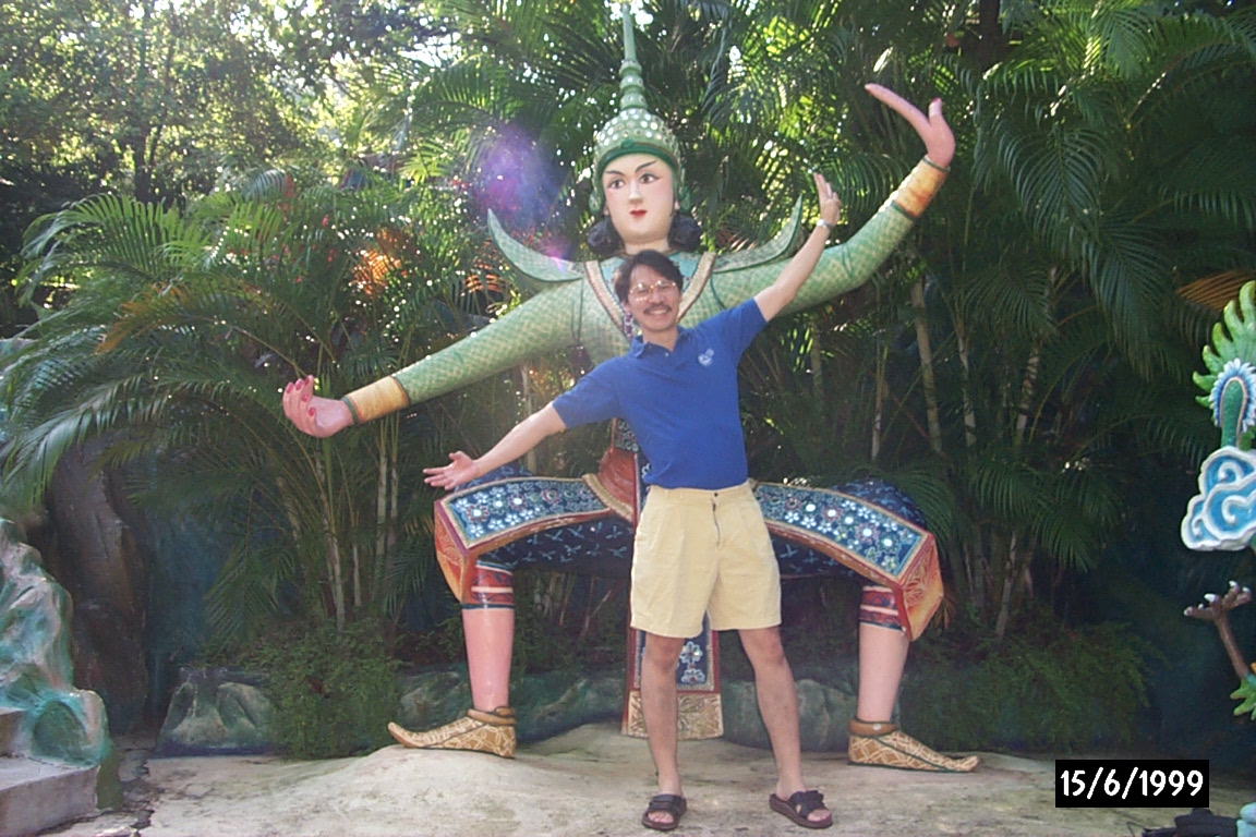 Malay Village & Haw Par Villa - 15 June 99